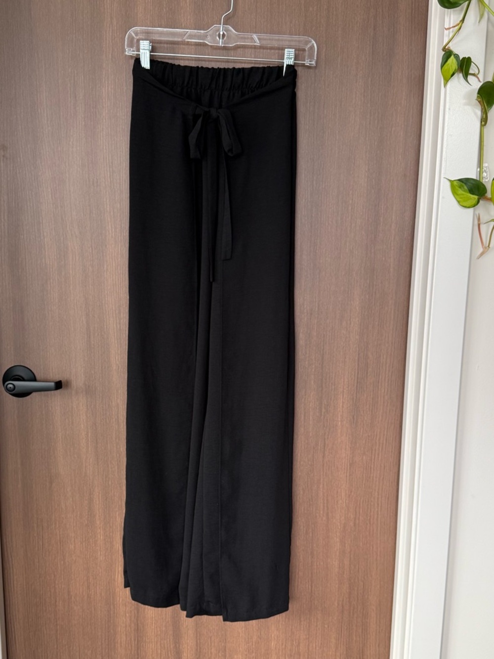 Haute Monde black slit wide leg pants